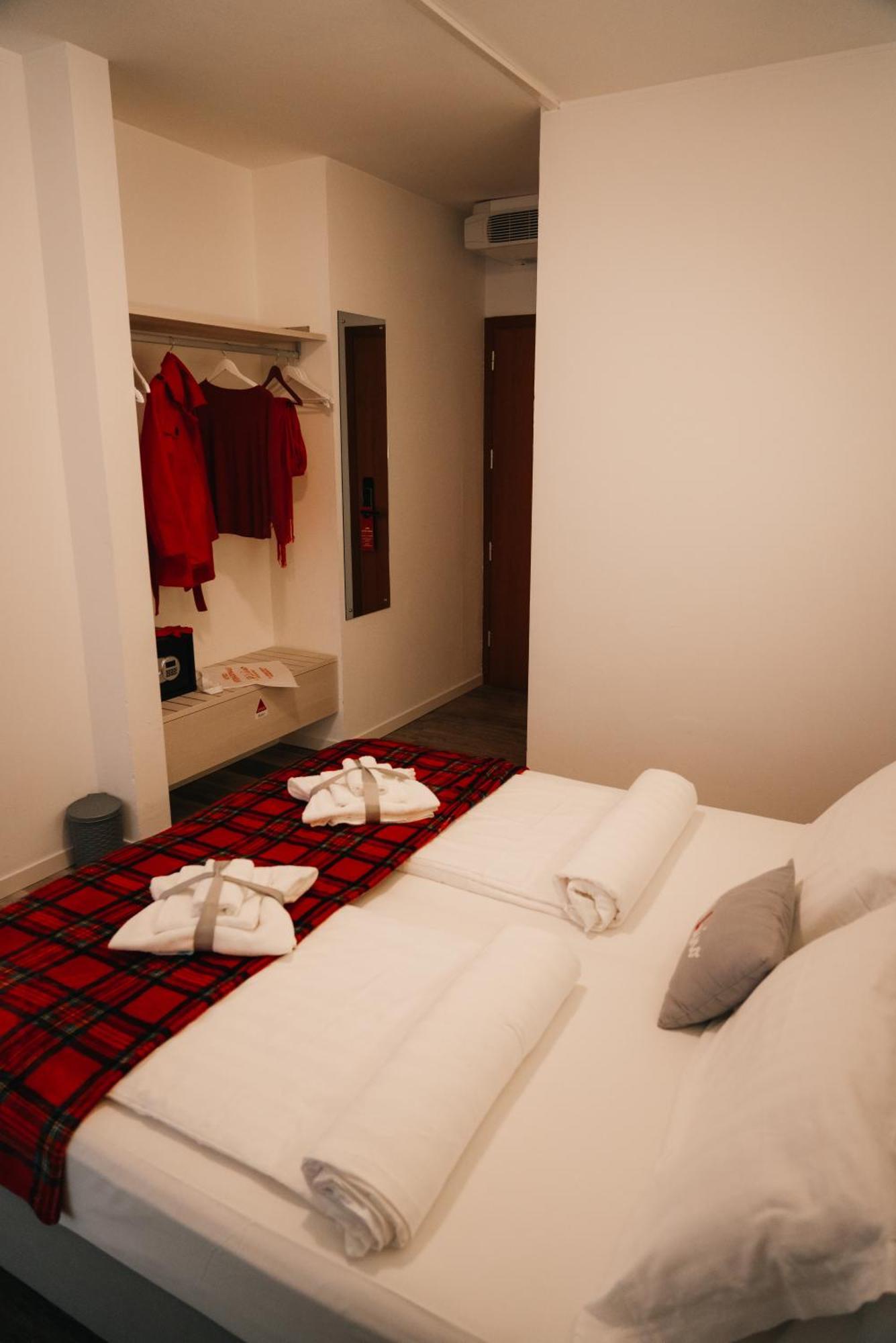 Hotel Internazionale 勒威诺 外观 照片